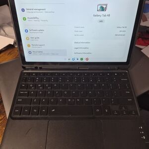 Samsung Galaxy Tab A8 with Keyboard - Black